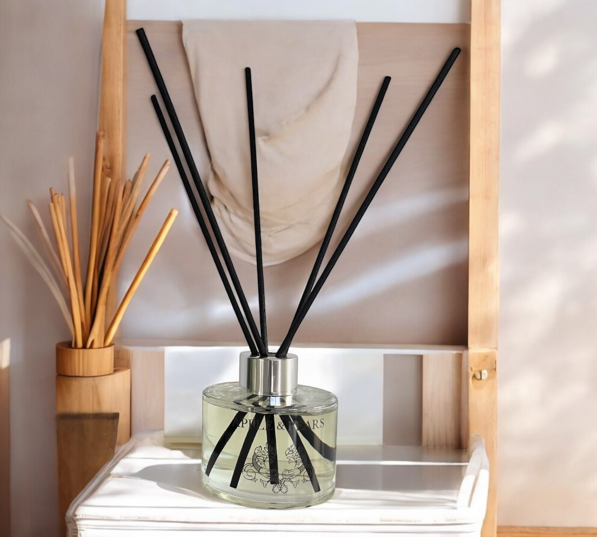 Sandalwood & Pepper - Reed Diffuser - 125ml-2